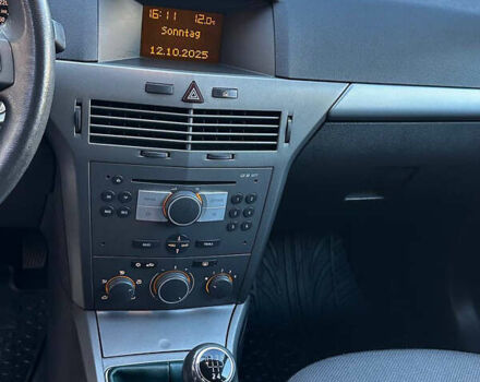 Зеленый Опель Астра, объемом двигателя 1.6 л и пробегом 202 тыс. км за 5300 $, фото 14 на Automoto.ua