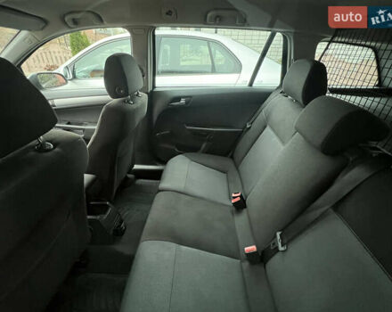 Зеленый Опель Астра, объемом двигателя 1.6 л и пробегом 202 тыс. км за 5300 $, фото 5 на Automoto.ua