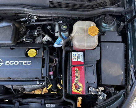 Зеленый Опель Астра, объемом двигателя 1.6 л и пробегом 202 тыс. км за 5300 $, фото 11 на Automoto.ua