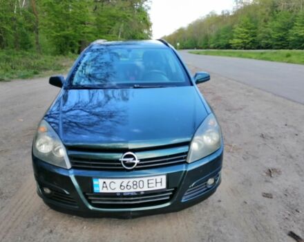 Зеленый Опель Астра, объемом двигателя 1.7 л и пробегом 321 тыс. км за 5000 $, фото 4 на Automoto.ua