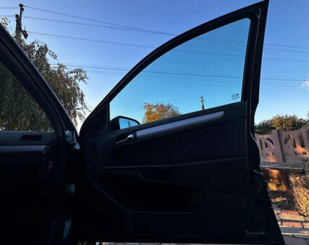 Зеленый Опель Астра, объемом двигателя 1.6 л и пробегом 202 тыс. км за 5300 $, фото 17 на Automoto.ua