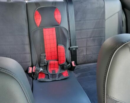 Зеленый Опель Астра, объемом двигателя 1.7 л и пробегом 321 тыс. км за 5000 $, фото 7 на Automoto.ua