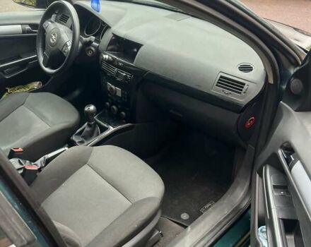 Зеленый Опель Астра, объемом двигателя 1.6 л и пробегом 280 тыс. км за 3850 $, фото 8 на Automoto.ua