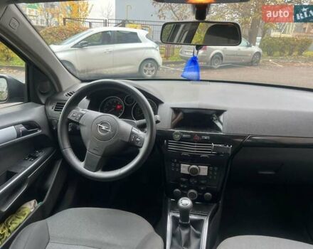 Зеленый Опель Астра, объемом двигателя 1.6 л и пробегом 280 тыс. км за 3850 $, фото 14 на Automoto.ua