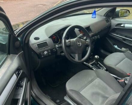Зеленый Опель Астра, объемом двигателя 1.6 л и пробегом 280 тыс. км за 3850 $, фото 6 на Automoto.ua