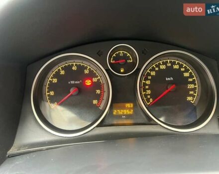 Зеленый Опель Астра, объемом двигателя 1.6 л и пробегом 280 тыс. км за 3850 $, фото 10 на Automoto.ua