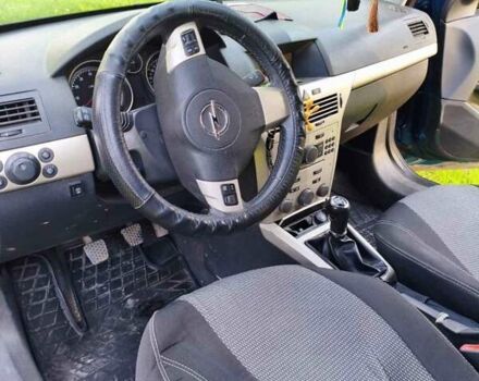 Зеленый Опель Астра, объемом двигателя 1.6 л и пробегом 235 тыс. км за 5500 $, фото 11 на Automoto.ua