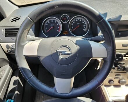 Зеленый Опель Астра, объемом двигателя 1.6 л и пробегом 180 тыс. км за 4900 $, фото 12 на Automoto.ua