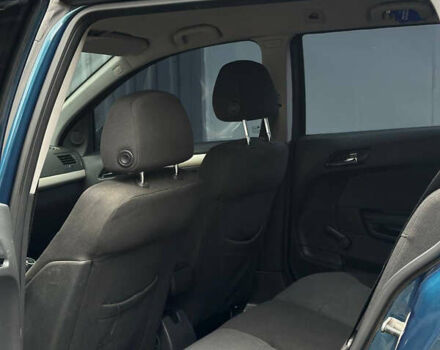 Зеленый Опель Астра, объемом двигателя 1.6 л и пробегом 210 тыс. км за 3999 $, фото 7 на Automoto.ua