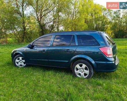 Зеленый Опель Астра, объемом двигателя 1.6 л и пробегом 235 тыс. км за 5500 $, фото 5 на Automoto.ua