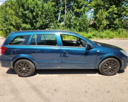 Зеленый Опель Астра, объемом двигателя 1.6 л и пробегом 180 тыс. км за 4900 $, фото 1 на Automoto.ua