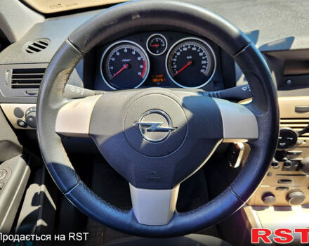 Зеленый Опель Астра, объемом двигателя 1.6 л и пробегом 180 тыс. км за 5300 $, фото 10 на Automoto.ua