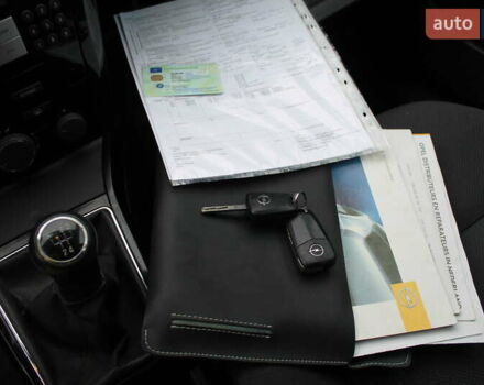 Зеленый Опель Астра, объемом двигателя 1.6 л и пробегом 260 тыс. км за 4900 $, фото 21 на Automoto.ua