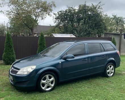 Зеленый Опель Астра, объемом двигателя 1.7 л и пробегом 300 тыс. км за 4500 $, фото 3 на Automoto.ua