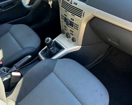 Зеленый Опель Астра, объемом двигателя 1.6 л и пробегом 166 тыс. км за 5700 $, фото 3 на Automoto.ua