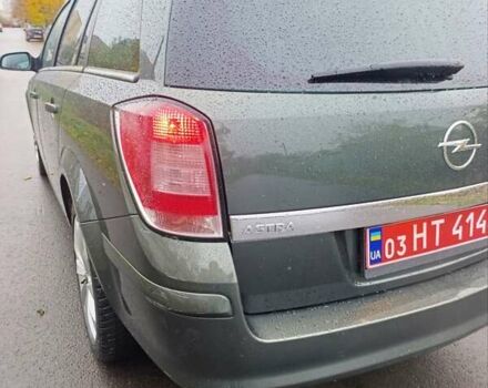 Зеленый Опель Астра, объемом двигателя 1.6 л и пробегом 208 тыс. км за 5900 $, фото 22 на Automoto.ua