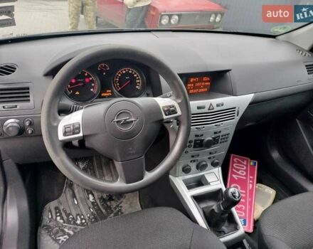 Зеленый Опель Астра, объемом двигателя 1.6 л и пробегом 206 тыс. км за 5200 $, фото 16 на Automoto.ua