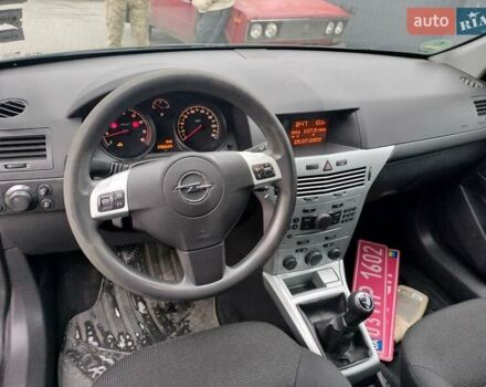 Зеленый Опель Астра, объемом двигателя 1.6 л и пробегом 206 тыс. км за 5450 $, фото 7 на Automoto.ua