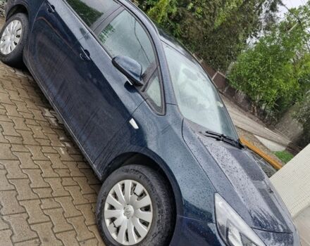 Опель Астра 2014 в Рахове на Automoto.ua Зеленый Опель Астра, объемом двигателя 0 л и пробегом 220 тыс. км за 7741 $, фото 4 на Automoto.ua