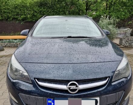 Опель Астра 2014 в Рахове на Automoto.ua Зеленый Опель Астра, объемом двигателя 0 л и пробегом 220 тыс. км за 7741 $, фото 7 на Automoto.ua