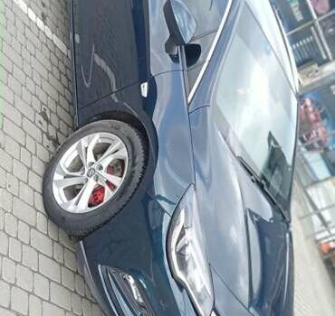 Зеленый Опель Астра, объемом двигателя 1.6 л и пробегом 195 тыс. км за 9900 $, фото 7 на Automoto.ua