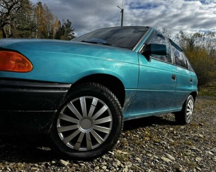 Зеленый Опель Астра, объемом двигателя 1.6 л и пробегом 253 тыс. км за 1199 $, фото 1 на Automoto.ua