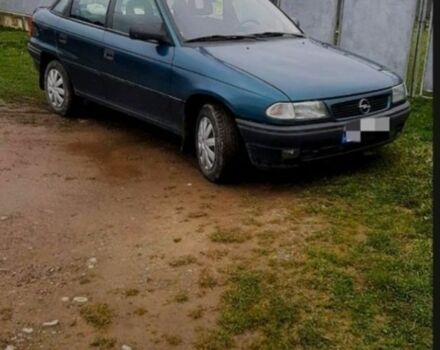 Зелений Опель Астра, об'ємом двигуна 1.4 л та пробігом 330 тис. км за 1800 $, фото 1 на Automoto.ua