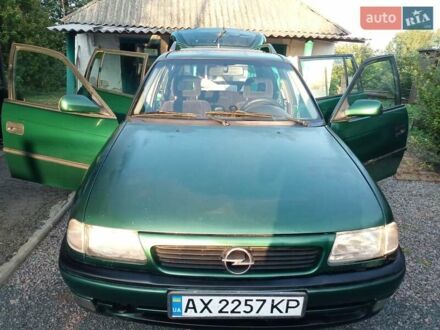 Зелений Опель Астра, об'ємом двигуна 1.39 л та пробігом 111 тис. км за 1796 $, фото 1 на Automoto.ua