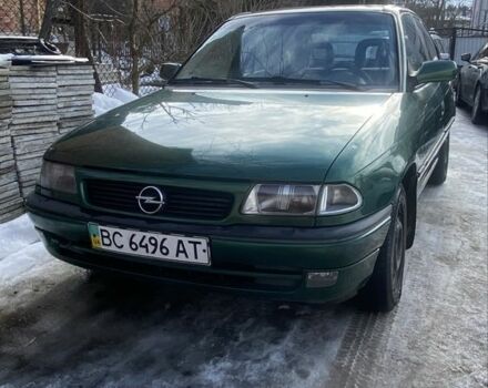 Зеленый Опель Астра, объемом двигателя 1.6 л и пробегом 169 тыс. км за 1150 $, фото 1 на Automoto.ua