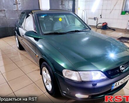 Зеленый Опель Астра, объемом двигателя 1.8 л и пробегом 280 тыс. км за 2200 $, фото 1 на Automoto.ua