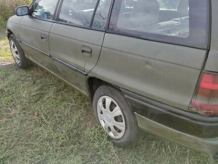 Опель Астра 1999 у Снигиревке на Automoto.ua Зелений Опель Астра, об'ємом двигуна 1.7 л та пробігом 345 тис. км за 1500 $, фото 1 на Automoto.ua