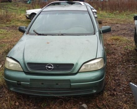 Зеленый Опель Астра, объемом двигателя 0 л и пробегом 300 тыс. км за 600 $, фото 1 на Automoto.ua