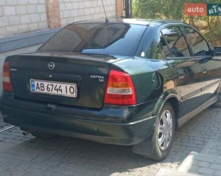 Зеленый Опель Астра, объемом двигателя 1.6 л и пробегом 260 тыс. км за 3000 $, фото 1 на Automoto.ua