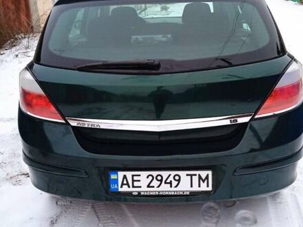 Зеленый Опель Астра, объемом двигателя 1.6 л и пробегом 260 тыс. км за 4600 $, фото 1 на Automoto.ua