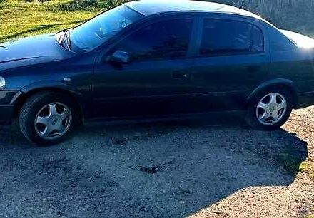 Зелений Опель Астра, об'ємом двигуна 1.6 л та пробігом 200 тис. км за 3600 $, фото 1 на Automoto.ua