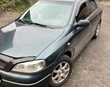 Зеленый Опель Астра, объемом двигателя 1.6 л и пробегом 320 тыс. км за 3600 $, фото 1 на Automoto.ua