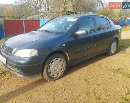 Зеленый Опель Астра, объемом двигателя 1.6 л и пробегом 180 тыс. км за 3500 $, фото 1 на Automoto.ua