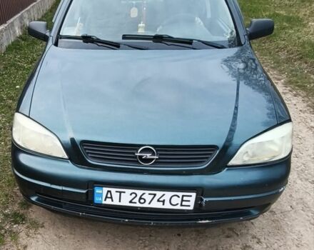 Зеленый Опель Астра, объемом двигателя 1.4 л и пробегом 225 тыс. км за 1800 $, фото 1 на Automoto.ua