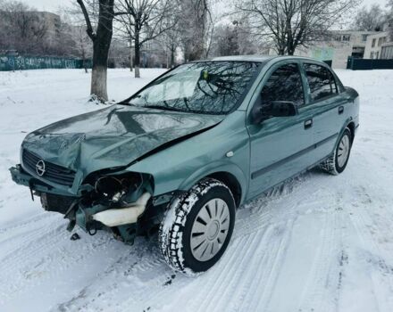 Зеленый Опель Астра, объемом двигателя 1.4 л и пробегом 263 тыс. км за 1600 $, фото 1 на Automoto.ua