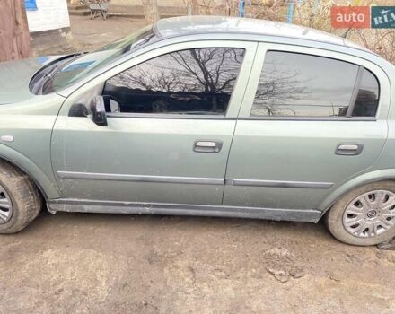 Зелений Опель Астра, об'ємом двигуна 1.36 л та пробігом 239 тис. км за 3700 $, фото 1 на Automoto.ua