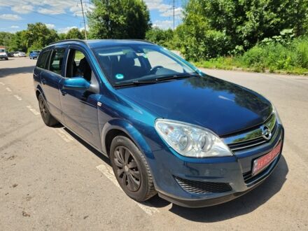 Зеленый Опель Астра, объемом двигателя 1.6 л и пробегом 180 тыс. км за 4900 $, фото 1 на Automoto.ua