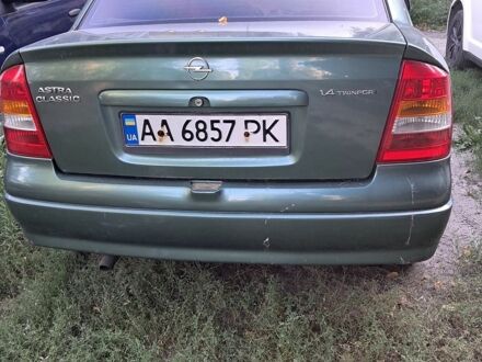 Зелений Опель Астра, об'ємом двигуна 1.4 л та пробігом 300 тис. км за 3500 $, фото 1 на Automoto.ua