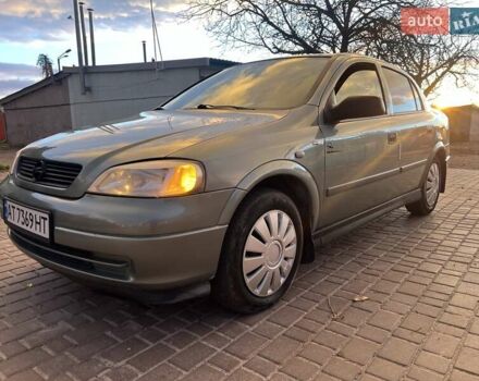 Зелений Опель Астра, об'ємом двигуна 1.36 л та пробігом 187 тис. км за 2950 $, фото 1 на Automoto.ua