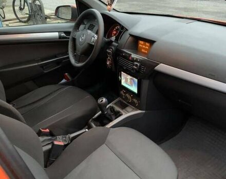 Помаранчевий Опель Астра, об'ємом двигуна 1.59 л та пробігом 328 тис. км за 3500 $, фото 7 на Automoto.ua