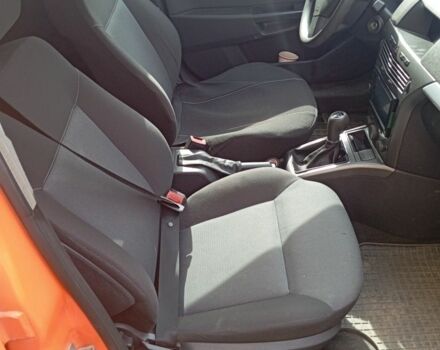 Помаранчевий Опель Астра, об'ємом двигуна 1.6 л та пробігом 328 тис. км за 3750 $, фото 3 на Automoto.ua