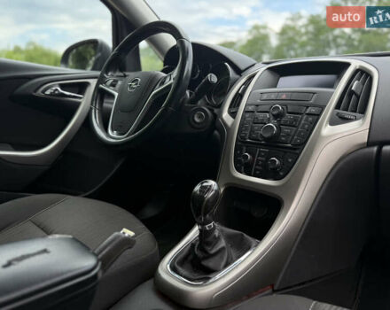 Оранжевый Опель Астра, объемом двигателя 1.7 л и пробегом 171 тыс. км за 7800 $, фото 5 на Automoto.ua