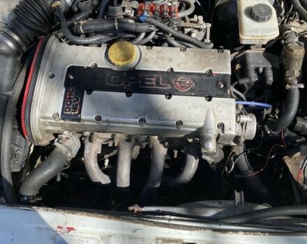 Белый Опель Калибра, объемом двигателя 2 л и пробегом 250 тыс. км за 1500 $, фото 7 на Automoto.ua