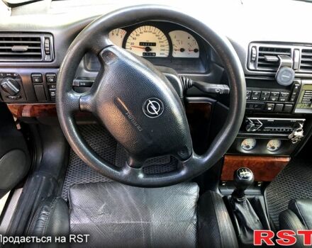 Опель Калибра, объемом двигателя 2.5 л и пробегом 269 тыс. км за 3200 $, фото 3 на Automoto.ua