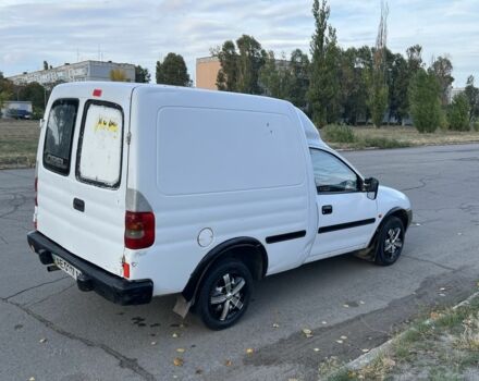 Белый Опель Кампо, объемом двигателя 1.4 л и пробегом 250 тыс. км за 1550 $, фото 3 на Automoto.ua