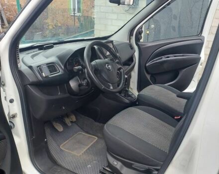 Білий Опель Кампо, об'ємом двигуна 1.6 л та пробігом 207 тис. км за 7600 $, фото 5 на Automoto.ua